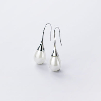 Elegant Pearl Dangle Earrings
