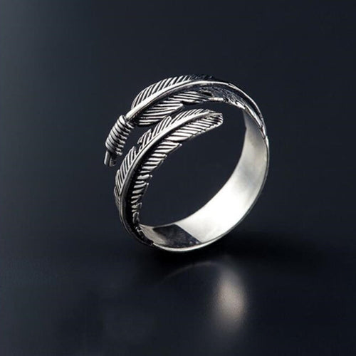 Adjustable Silver Feather Ring with Gothic Design
