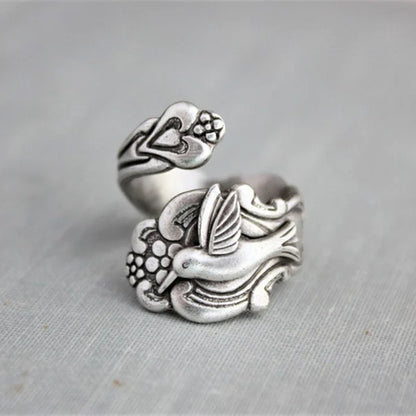 Floral Hummingbird Ring