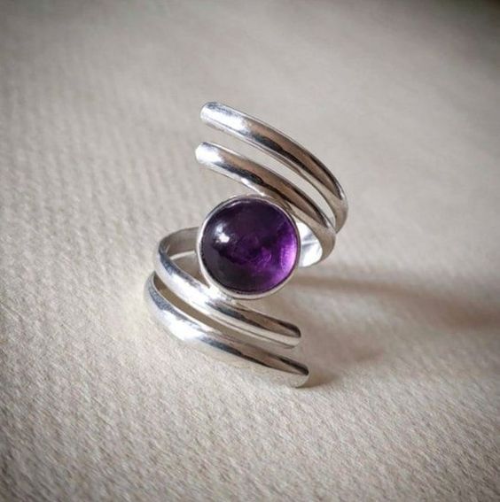 Retro Purple Crystal Spiral Silver Ring