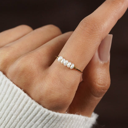 Graceful Freshwater Pearl Ring