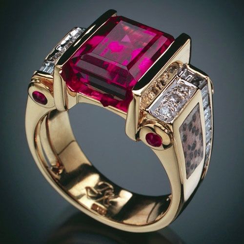 Classic Gold Ring with Vintage Cubic Garnet Crystal