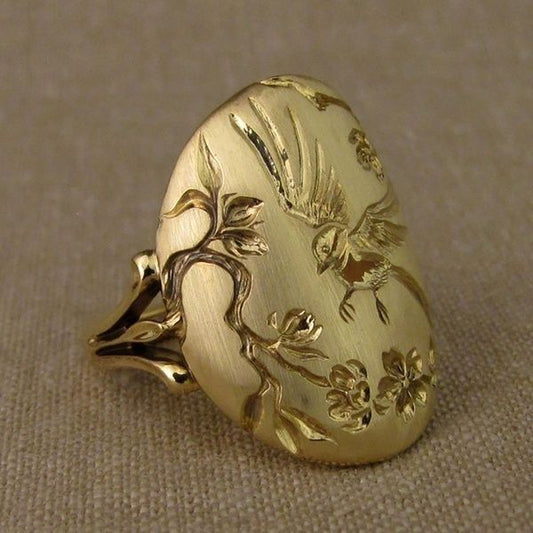 Antique-Inspired Gold Nature Ring