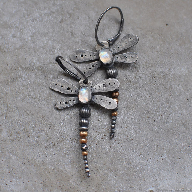 Retro Moonstone Dragonfly Earrings