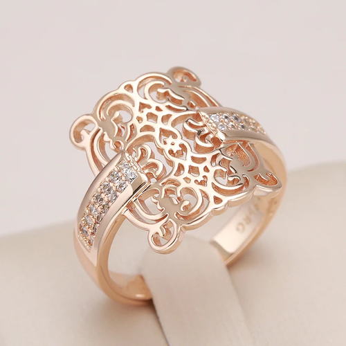 Graceful Ivy Ring