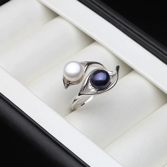 Classic Pearl and Blue Stone Vintage Ring
