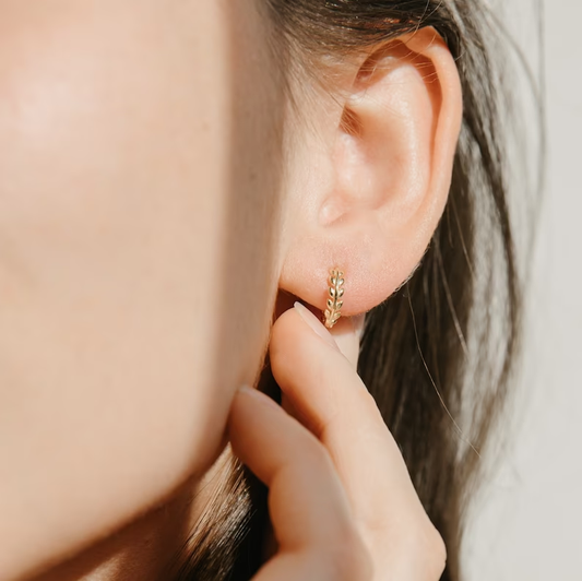 Retro Golden Leaf Earrings