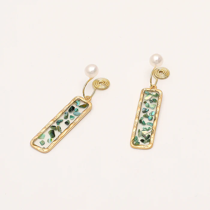 Retro Golden Floral Rectangle Earrings