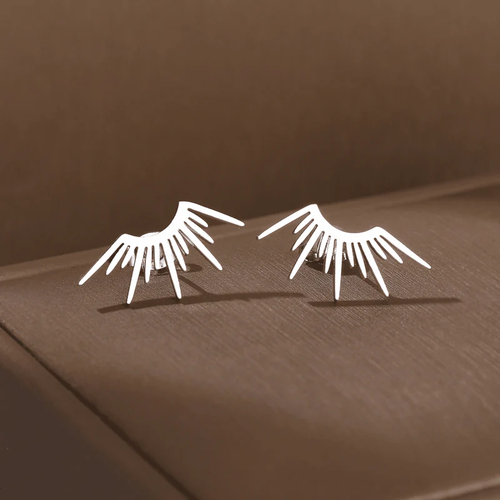 Chic Silver Earrings with Elegant Design