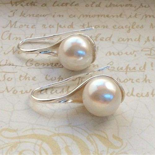 Silver Elegance Pearl Earrings