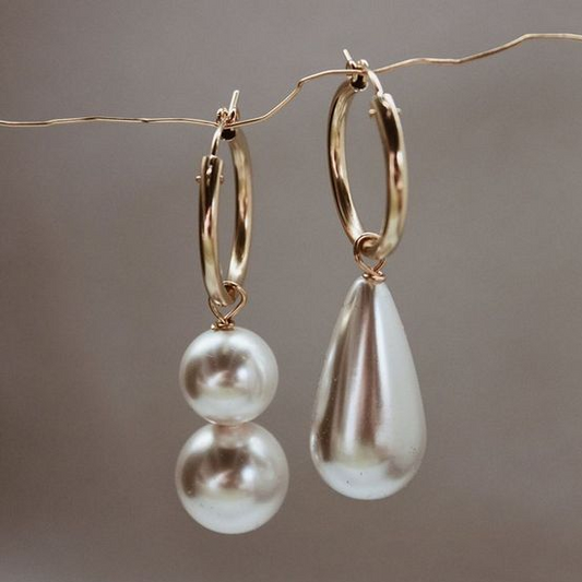Chic Baroque Pearl Dangle Earrings