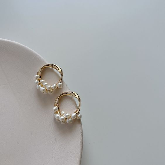 Chic Inlaid Pearl Earrings