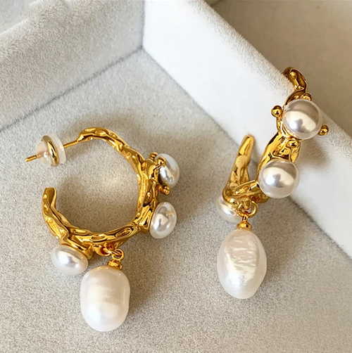 Chic Asymmetrical Baroque Pearl Earrings