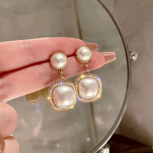 Chic Square Earrings with Radiant Pearl Accents