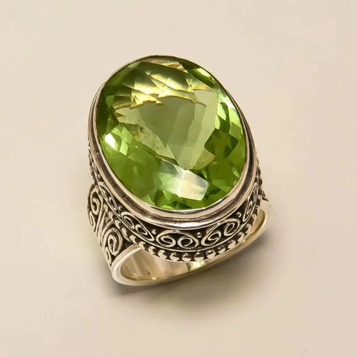 Retro Olive Green Crystal Ring
