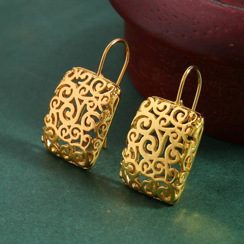 Retro Gold Hollow Square Earrings