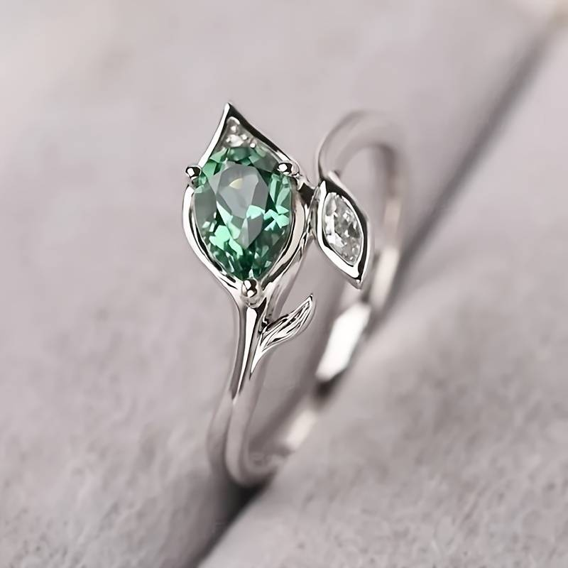 Retro Green Crystal Leaf Ring