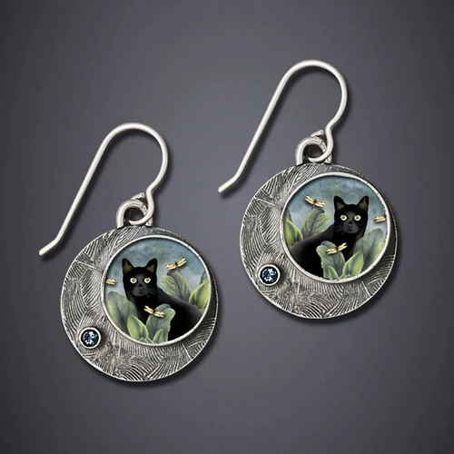 Retro Round Painted Cat Earrings