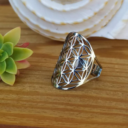 Antique-Inspired Hollow Silver Ring