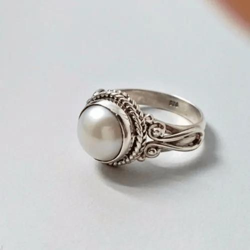 Antique Inlaid Pearl Ring