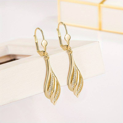 Retro Radiant Gold Earrings