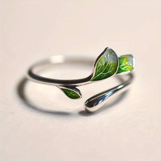 Retro Green Enamel Leaf Ring