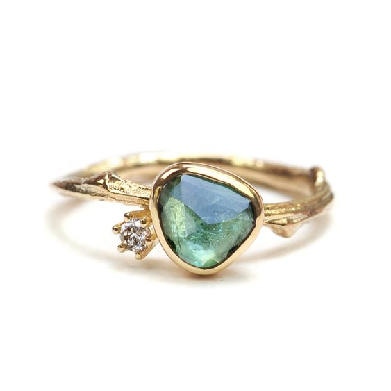 Antique Gold Ring with Blue Stone