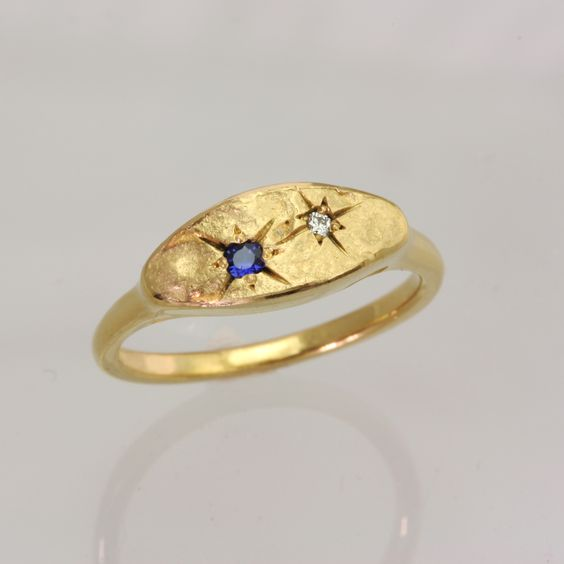 Retro Golden Starlight Ring