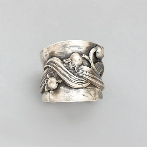 Antique-Inspired Silver Rose Ring