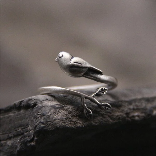 Retro Birdie Adjustable Ring
