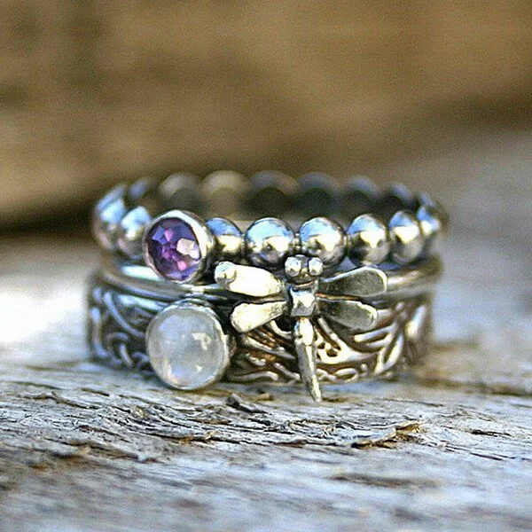 Retro Dragonfly Purple Zirconia Ring