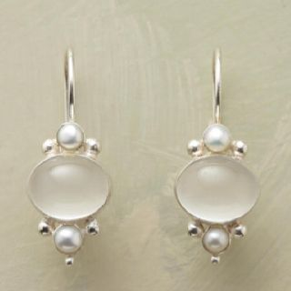Classic White Crystal Pearl Vintage Earrings