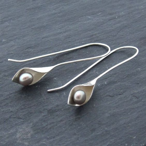 Classic Silver Pearl Drop Earrings