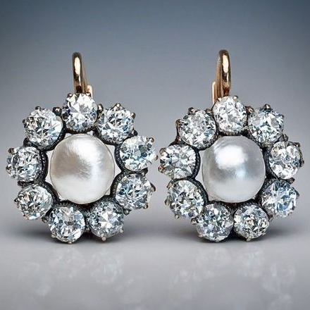 Retro Star-Shaped Pearl and Zirconia Earrings