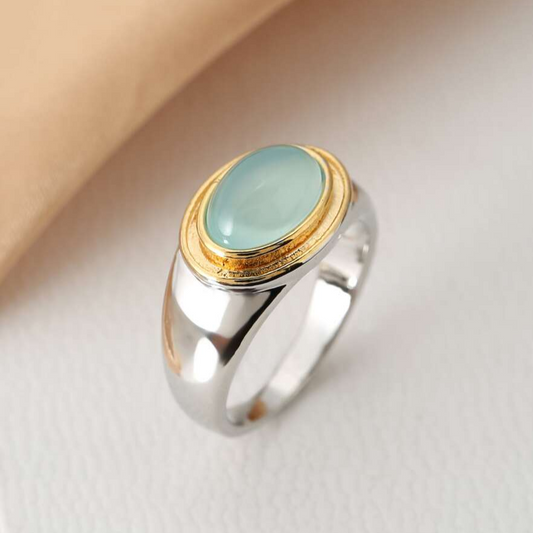 Gabi - Retro Green Moonstone Ring