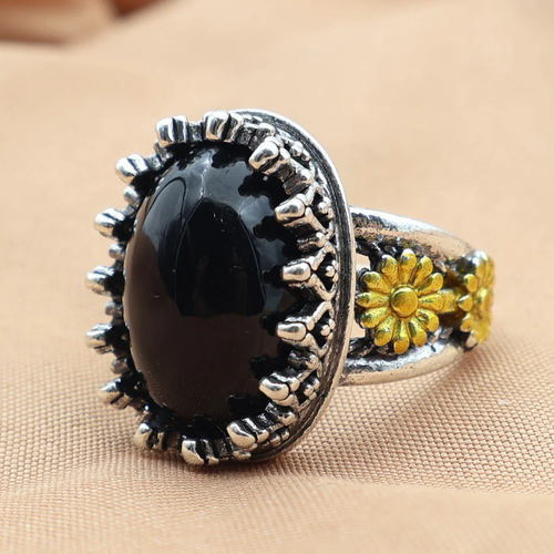 Antique Silver Ring with Black Inlaid Stone