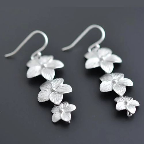 Retro Silver-Plated Flower Drop Earrings