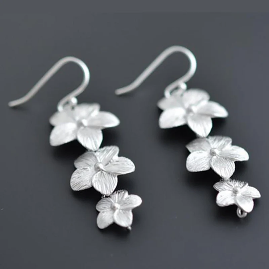 Retro Silver-Plated Flower Drop Earrings