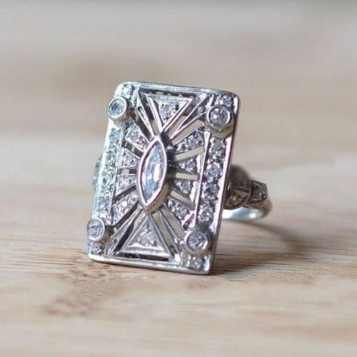 Retro Radiant Square Silver Ring