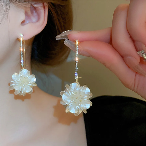 Chic White Floral Radiance Earrings