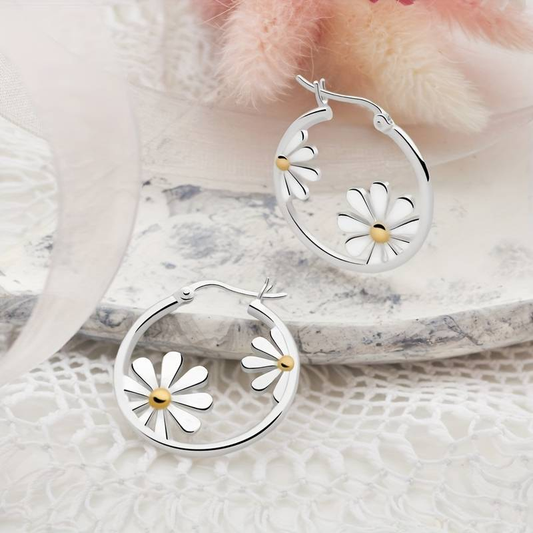 Retro Round Daisy Silver Earrings