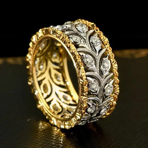 Gold Ivy Ring with Hollow Zirconia Design
