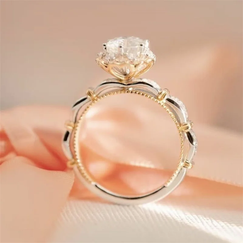 Classic Vintage Zirconia Ring