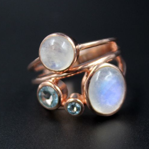 Antique Rose Gold Ring with Moonstone