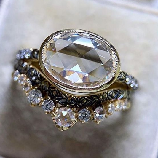 Elegant Vintage Glass Ring