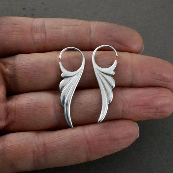 Retro Silver Wing Hoop Earrings