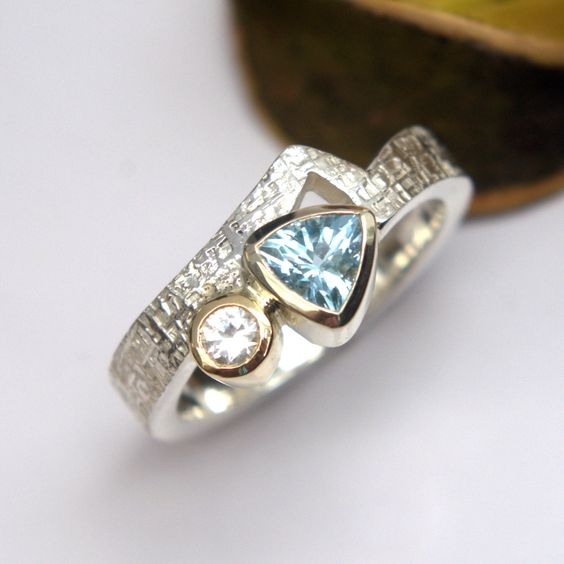 Antique Blue Sky Glass Silver Ring