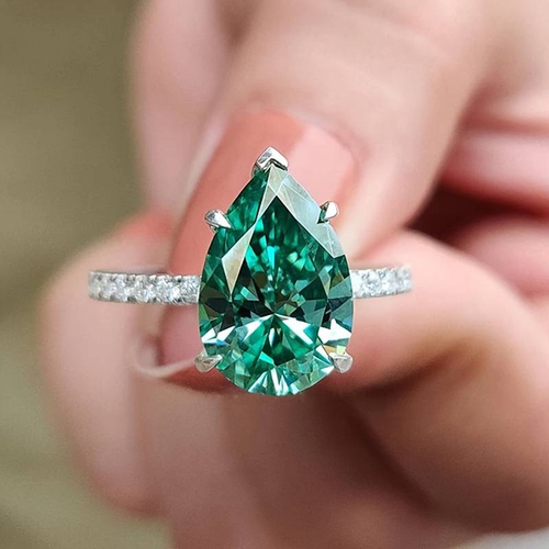 Retro Green Crystal Drop Ring