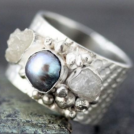Antique Inlaid Dark Pearl Silver Ring