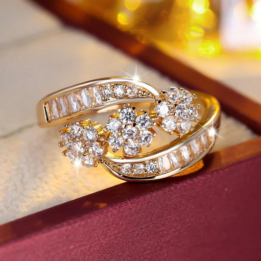 Retro Gold Ring with Irregular Spiral Design and Zirconia Accents